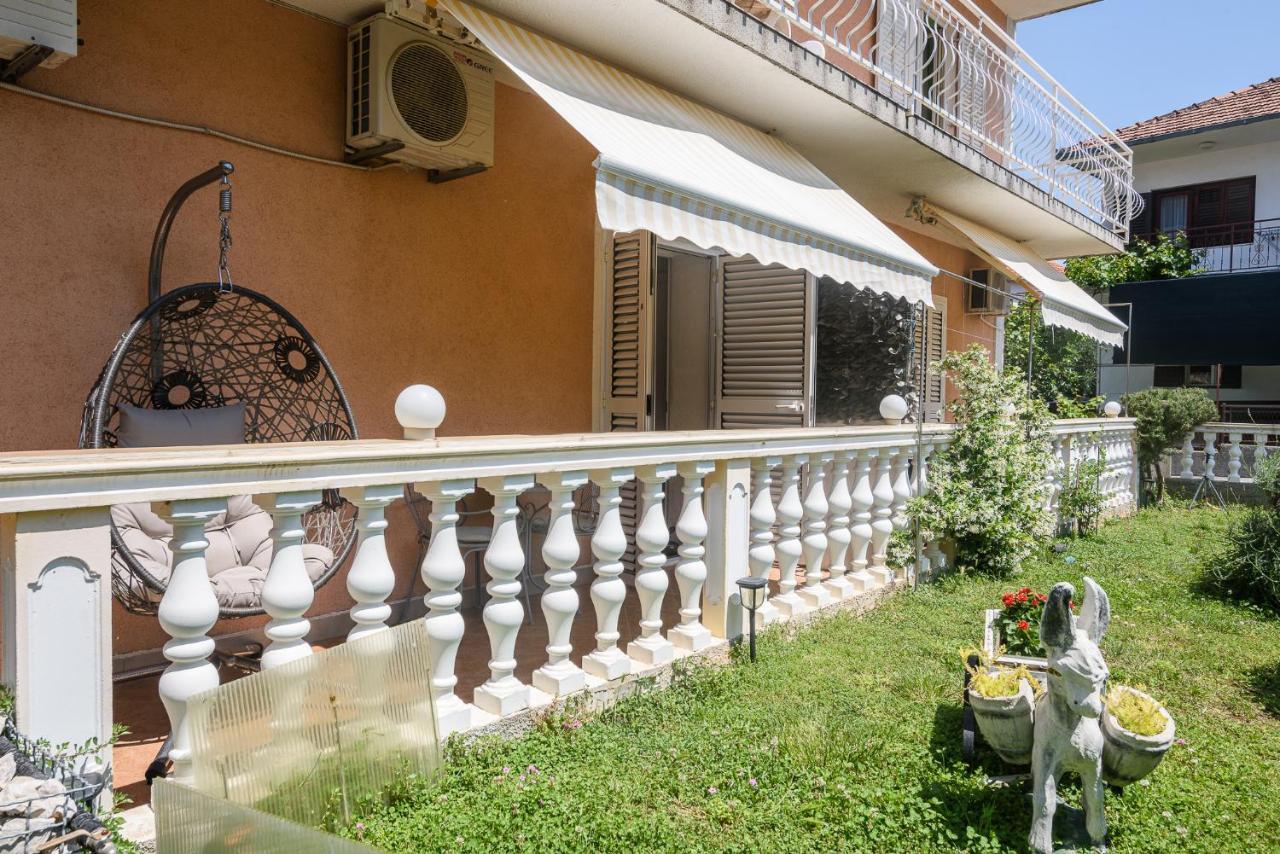 Vikeli Apartment Trogir Bagian luar foto